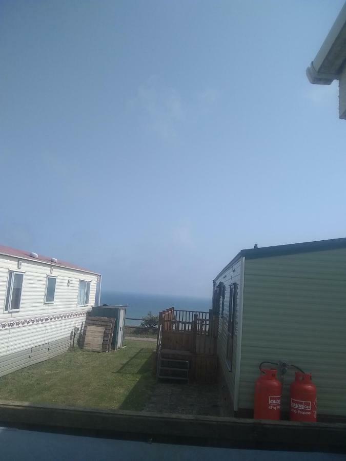 Ferienwohnung sunrise view Trimingham Exterior foto